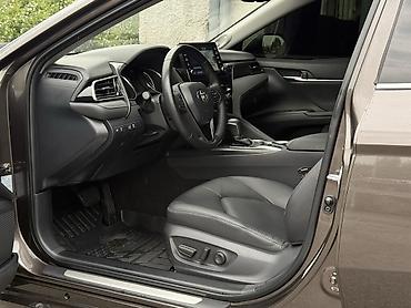 Toyota: Toyota Camry: 2021 г., 2.5 л, Вариатор, Гибрид, Седан — 9