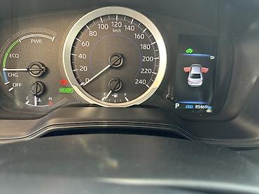 Toyota: Toyota Corolla: 2019 г., Вариатор, Гибрид, Седан — 9