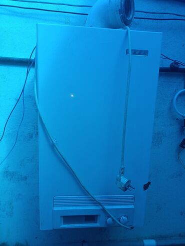 Radiatorlar: Kombi alıram. Köhnə nasaz kombi alıram. Xarab kombi alıram