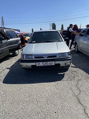 богажники: Nissan Sunny: 1991 г., 1.6 л, Механика, Бензин, Седан — 1
