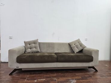 Divan və kreslo dəstləri: Divan, İşlənmiş, Ödənişli çatdırılma