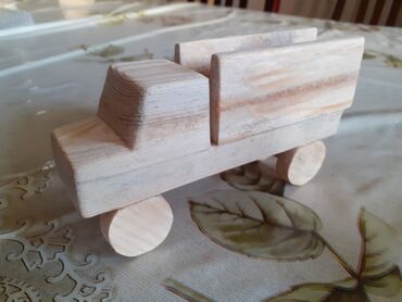 Şəkillər, tablolar: Yağlı boya ilə əl işləri və ağacdan olan əl işləri — 15