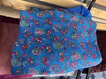 индийское сари: Подушки и стёганое одеяло с цветочным принтом. - Комплект: несколько — 1