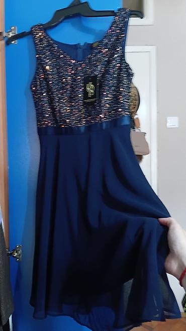 lakovane torbe: Elegantna koktel haljina Dressystar – tamnoplava - Gornji deo — 4