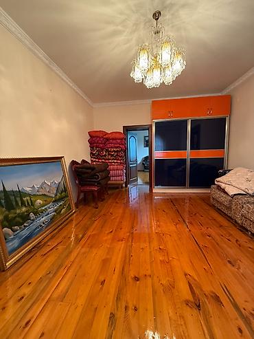 Продажа домов: 6 комнат и более, 350 м², 5 соток, Бишкек, Аламединский рынок / базар Агентство недвижимости — 6