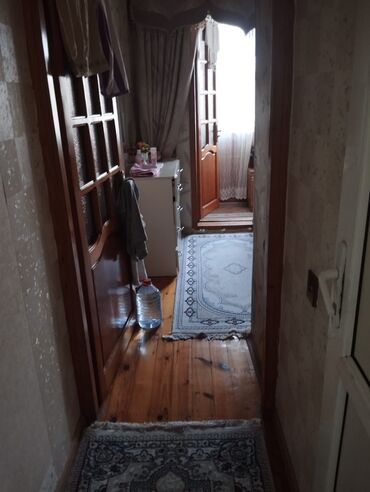 tbilisi prospekti satilan evler: Bakı, 2 otaqlı, Köhnə tikili, 30 kv. m