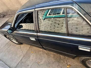 mazda 929: Mazda 929: 1987 г., 2 л, Механика, Бензин, Седан — 2
