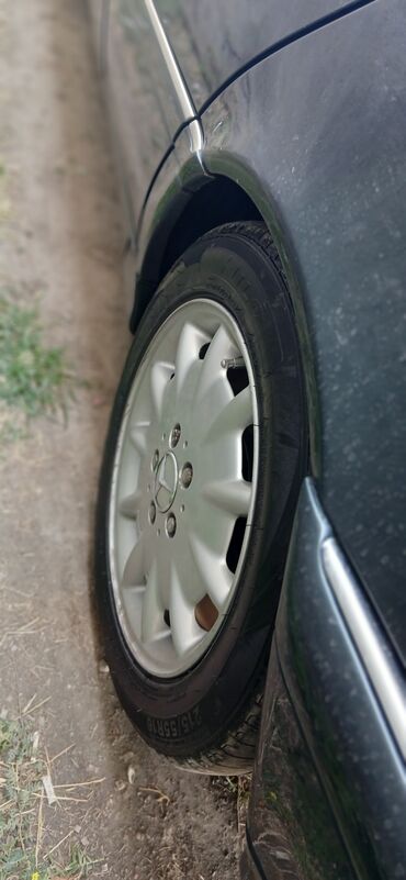 Disk təkərlər: İşlənmiş Disk təkər Mercedes-Benz 215 / 65 / R 16, 5 Boltlu