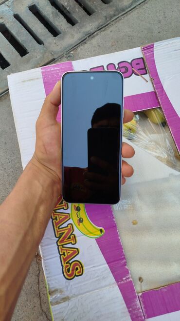 другие телефоны: Tecno Spark 30, түсү - Ак