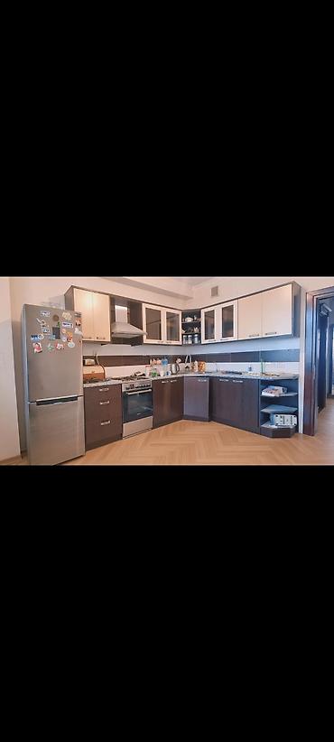 Mətbəx mebeli təcili satılır 230 azn.Ölçü:245×135 sm.Üstündə təkcə