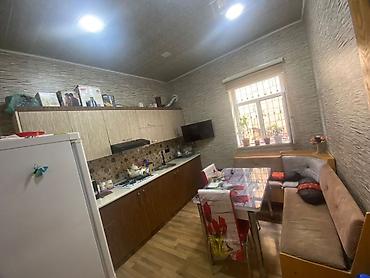 masazırda evlər: 3 otaqlı, 90 kv. m, Orta təmir — 4