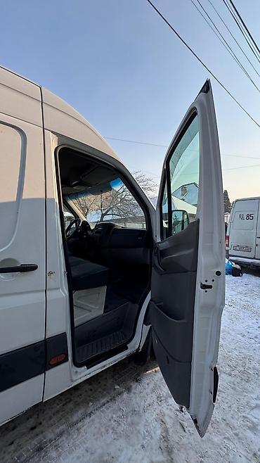 Грузовики: Грузовик, Mercedes-Benz — 8