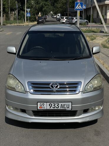 Toyota: Toyota Ipsum: 2003 г., 2.4 л, Автомат, Бензин, Минивэн