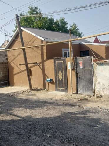 şirvan'da 1 otaqli evler: Ramana qəs. 2 otaqlı, 40 kv. m, Yeni təmirli