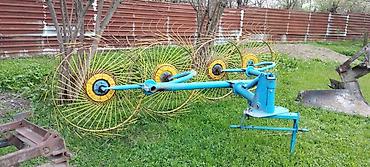 Kombaynlar: Belarus MTZ tipli mavi traktor - Güclü dizel mühərrik - Ön təkər — 13