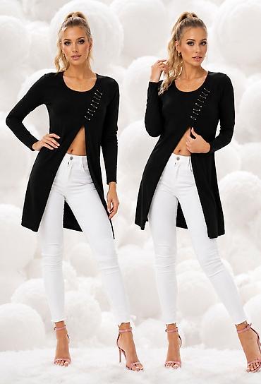 mona ešarpe: Ženska dugačka kardigan/bluza u crnoj boji sa dugim rukavima. Model je — 4