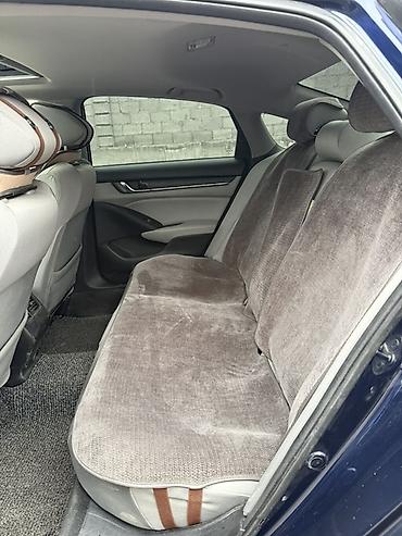 140 500: Honda Accord: 2018 г., 2 л, Вариатор, Гибрид, Седан — 10