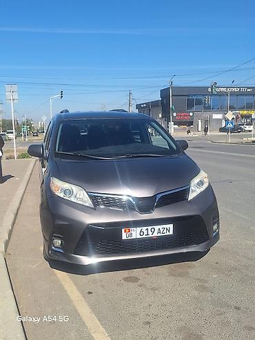 Toyota: Toyota Sienna: 2019 г., 3.5 л, Автомат, Бензин, Минивэн — 1