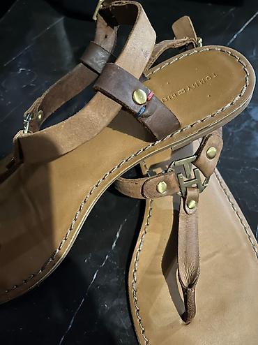 Basanoşka və səndəllər: Tommy Hilfiger, Ölçü: 38.5, İşlənmiş — 2