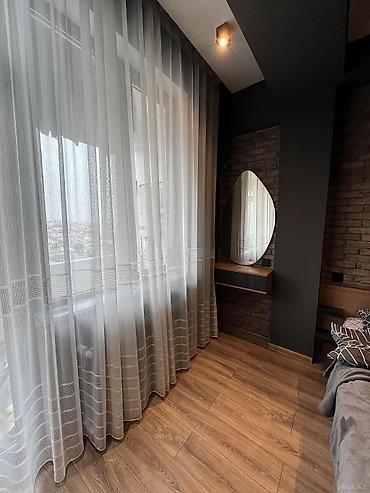 badamdarda satilan evler: Badamdar qəs., 2 otaqlı, Yeni tikili, 70 kv. m — 9