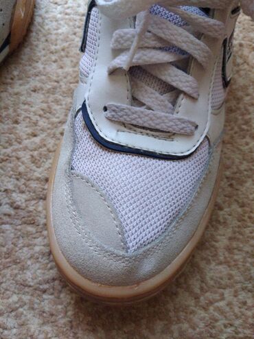 Women's Sneakers and athletic shoes: Ölçü: 37, İşlənmiş — 11