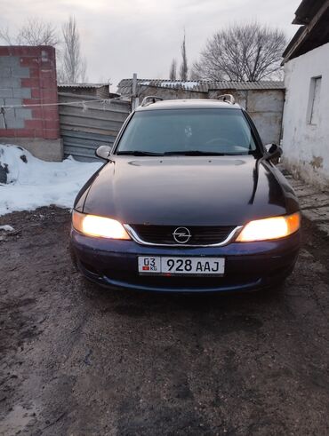 Opel: Opel Vectra: 2000 г., 1.6 л, Механика, Бензин, Универсал