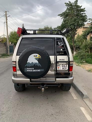 4х4 машина: Isuzu Bighorn: 2001 г., 3 л, Автомат, Дизель, Внедорожник — 10
