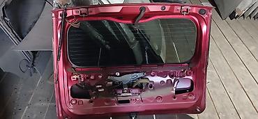 smart open: Крышка багажника Nissan, 2009 г., Б/у, Оригинал — 4