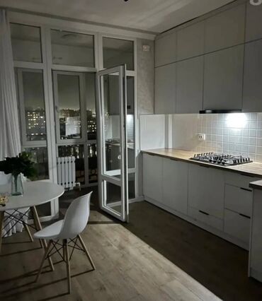 арзан квартира ош базар: 1 комната, 45 м², 106 серия улучшенная, 10 этаж