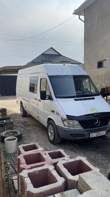 ивеко спринтер: Жеңил жүк ташуучу унаа, Mercedes-Benz, 2 т, Колдонулган