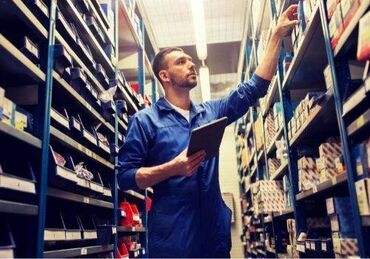 требуется повара помощница: Завскладом. Кызыл Аскер