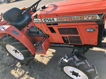 Другие мини-тракторы: Сельхоз техника б/у из японские мини трактора, мини экскаваторы — 2