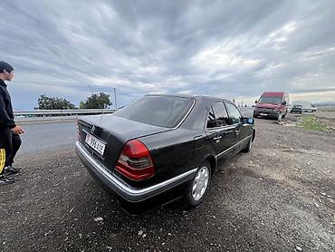 мерседес т 1: Mercedes-Benz C-Class: 1994 г., 1.8 л, Кол менен иштөөчү, Бензин, Седан — 2
