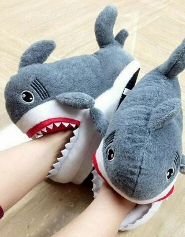 обувь белая: Кигуруми тапочки акула !!!