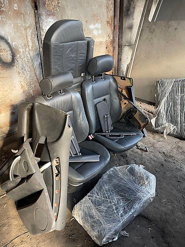 Грузовые кузова и будки: BMW, 2018 г., Б/у, Оригинал — 17