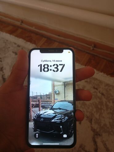 xr в корпусе: IPhone Xs, Б/у, 64 ГБ, White Titanium, Чехол, 72 %