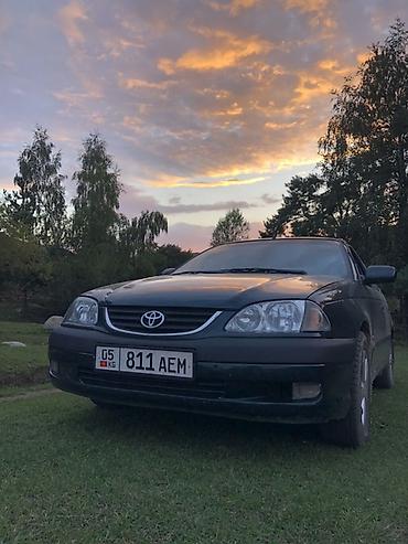 авенс 1 8: Toyota Vista: 2001 г., Лифтбек — 4