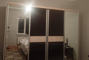 işlənmiş paltar dolabi: İşlənmiş, 4 qapılı Qarderob, paltar dolabı, Azərbaycan