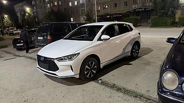 hyundai veloster: BYD E2: 2020 г., Электромобиль, Хэтчбэк — 5