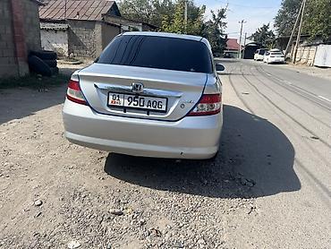 шаравой сивик: Honda Fit Aria: 2003 г., 1.5 л, Автомат, Бензин, Седан — 5