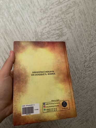 Bədii ədəbiyyat: Bu, J.K.Roulinqin yazdığı "Harri Potter və Lənətli Uşaq" kitabıdır