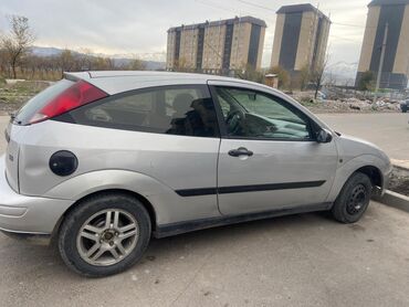 меняю на форд: Ford Focus: 2002 г., 2 л, Автомат, Бензин, Купе