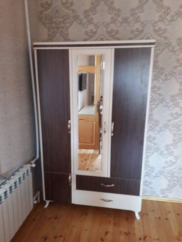 Uzunmüddətli kirayə mənzillər: Mənzil kirayə verilir. 2 otaq (1-2 düzəlmə). 5.3 mər, 40 kv Sabunçu — 8