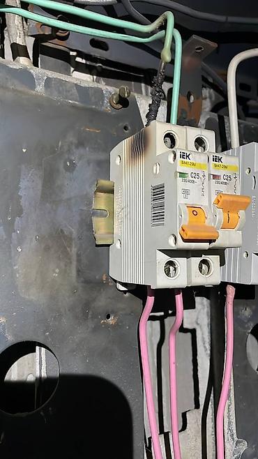 Электрики: Электрик | Установка счетчиков, Установка стиральных машин, Демонтаж электроприборов Больше 6 лет опыта — 12