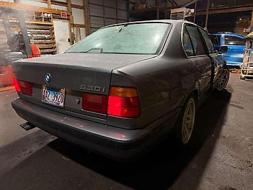 Передние фары: Имеется все детали от этого автомобиля BMW 525i E34, 1994 г., 3 — 25