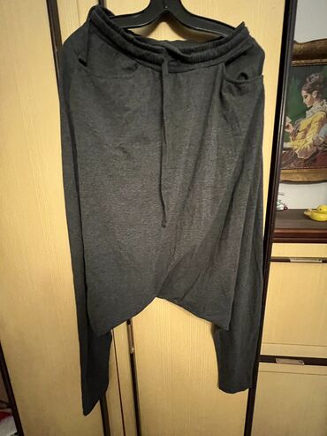 Pantalone: XL (EU 42), Visok struk, Drugi kroj pantalona