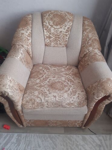 бу пуфик: Продаю 2 кресла,б/у