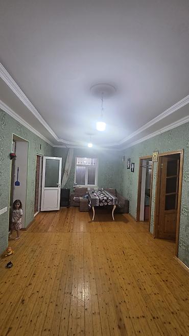 Həyət evləri və villaların satışı: 3 otaqlı, 100 kv. m, Orta təmir — 11