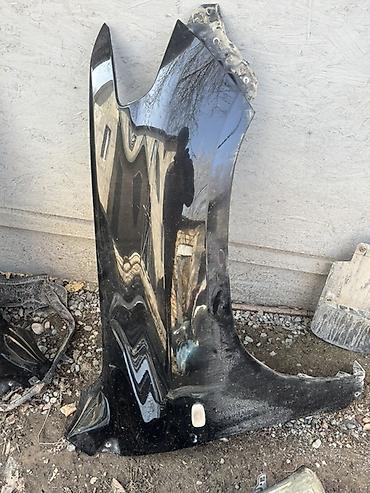 Другие детали кузова: Запчасти на Toyota Land Cruiser 200(дорестайлинг/рестайлинг — — 3