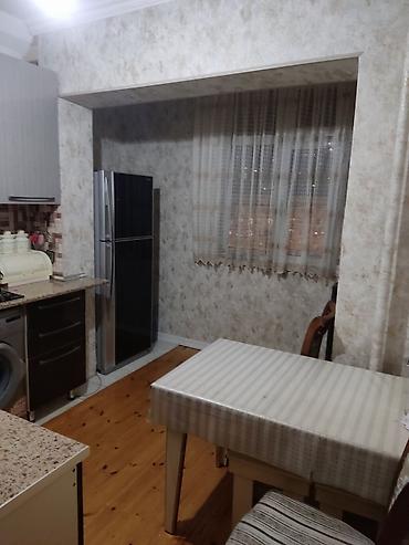 Mənzillər: Qaracuxurda Oz şexsi evimdir satiram,9/7 orta blok2 otaqLeninqrad — 1